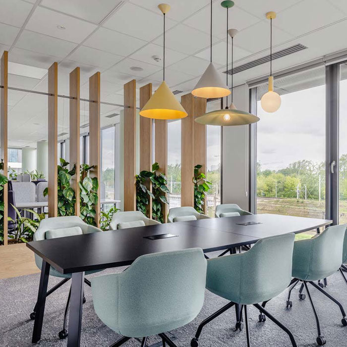 FORMA конферентна маса от ChairPro