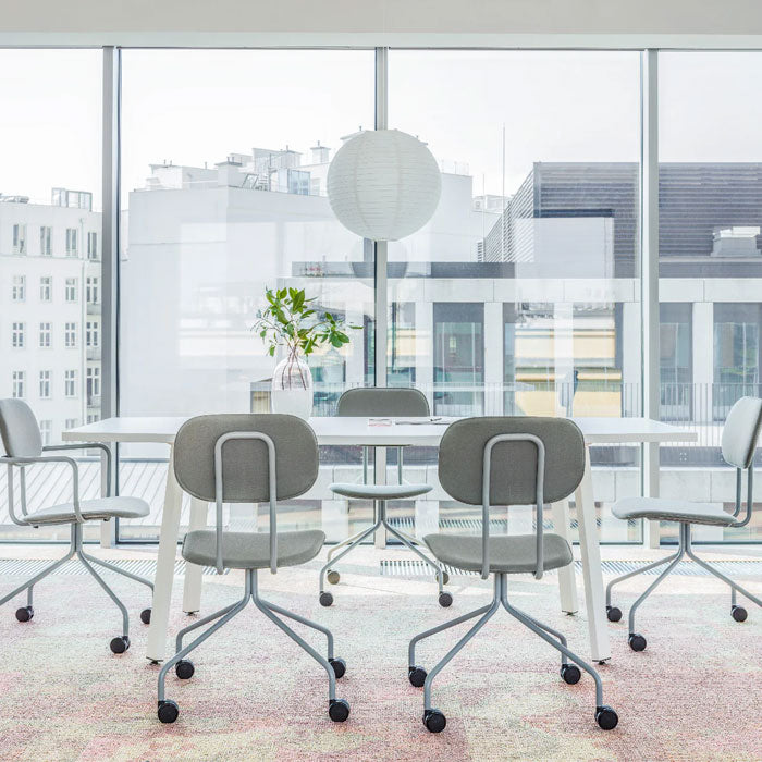 FORMA конферентна маса от ChairPro