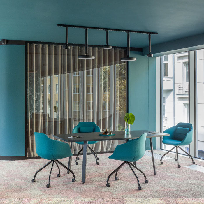 FORMA конферентна маса от ChairPro