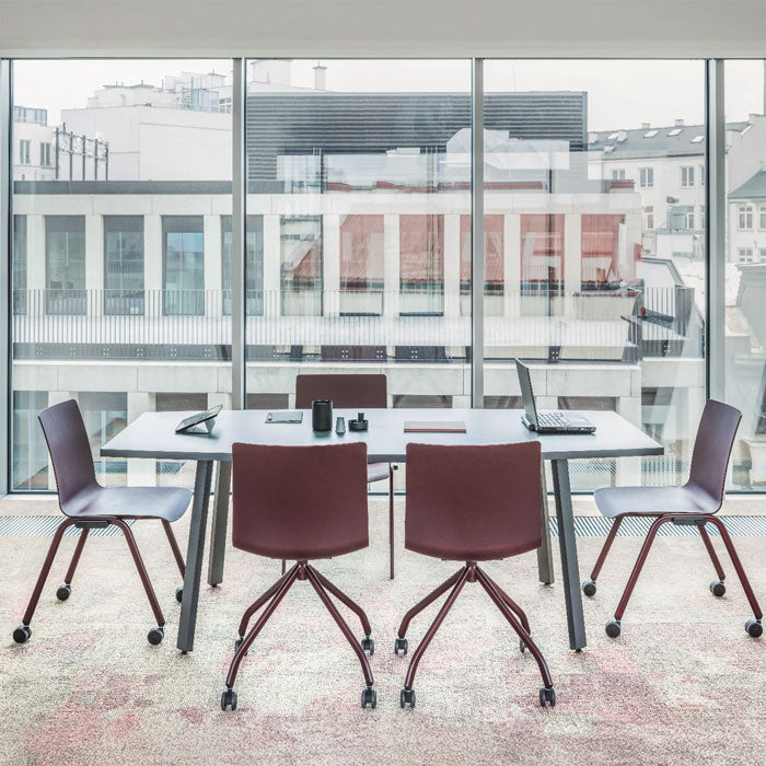 FORMA конферентна маса от ChairPro