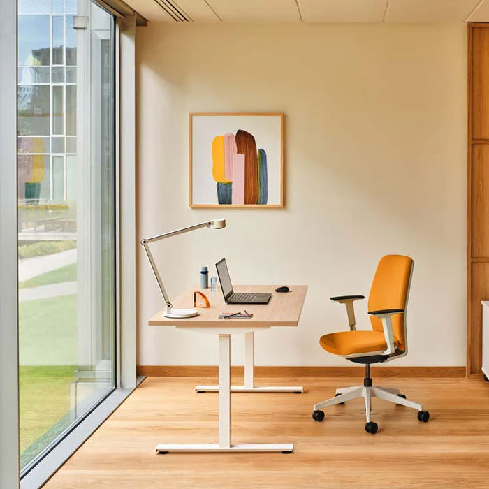 BASE бюро от ChairPro