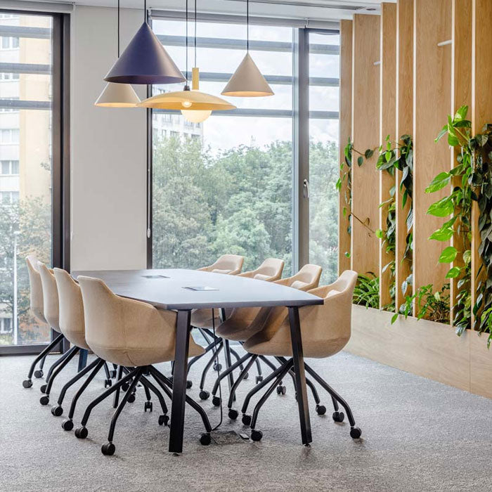 FORMA конферентна маса от ChairPro