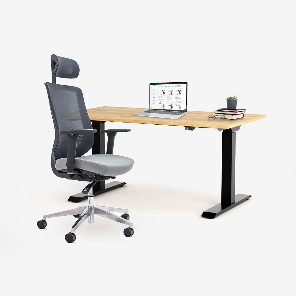 Ергономичен офис стол ChairPro 1000 H (Цвят): Сив | Височинно регулируемо бюро Ergo Desk Basic (Цвят на основата): Черен | Цвят на плота: Дъб Небраска натур