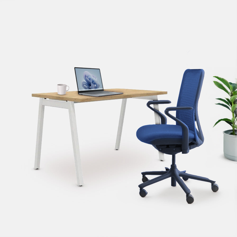 Ергономичен стол Sereni (Цвят): Кобалт | Цвят на облегалка: Без STUDIO бюро от ChairPro (Цвят): Натурален дъб + Бяло