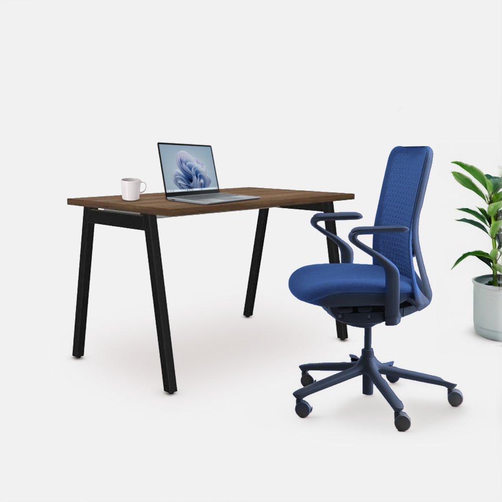 Ергономичен стол Sereni (Цвят): Кобалт | Цвят на облегалка: Без STUDIO бюро от ChairPro (Цвят): Орех + Черно