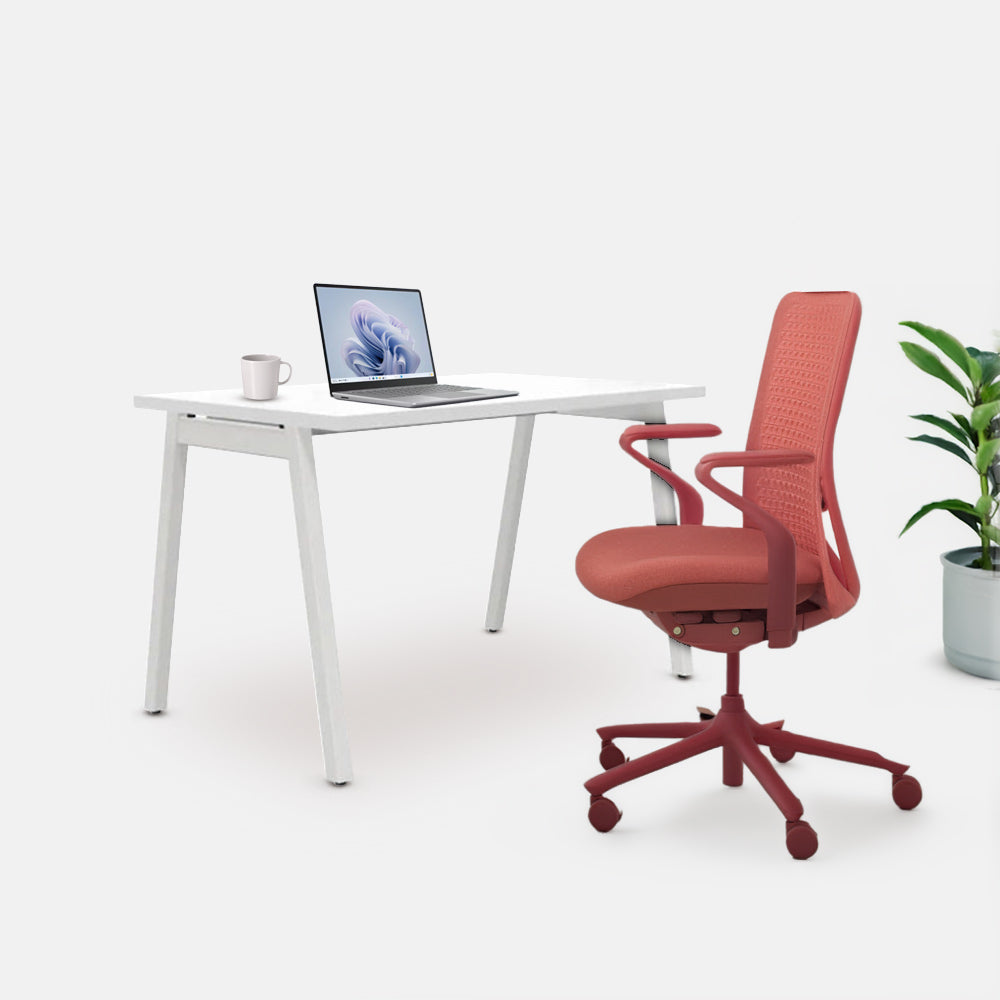 Ергономичен стол Sereni (Цвят): Корал | Цвят на облегалка: Без STUDIO бюро от ChairPro (Цвят): Бял + Бяло