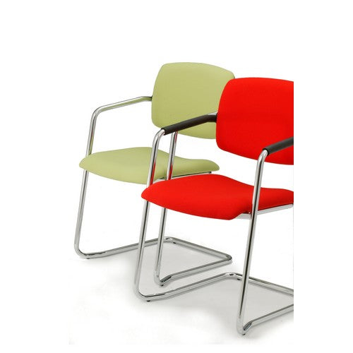 Посетителски стол Laila 0580 с тапицирана облегалка - ChairPro