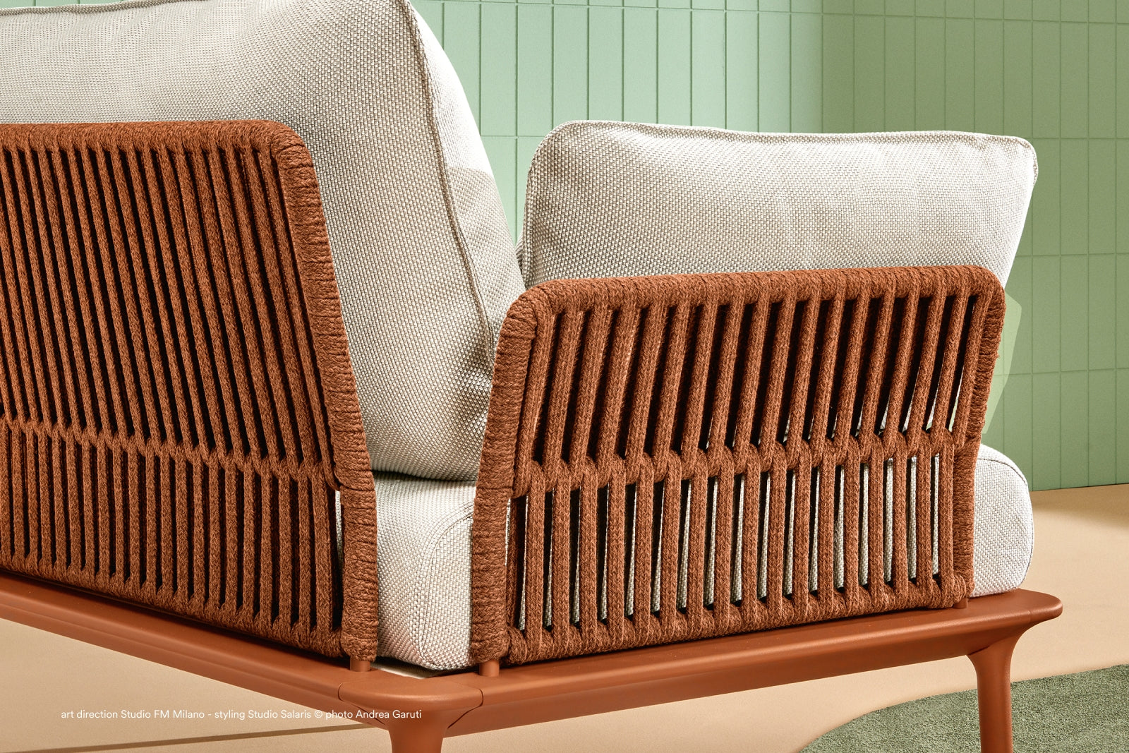 Триместен диван REVA/2_D