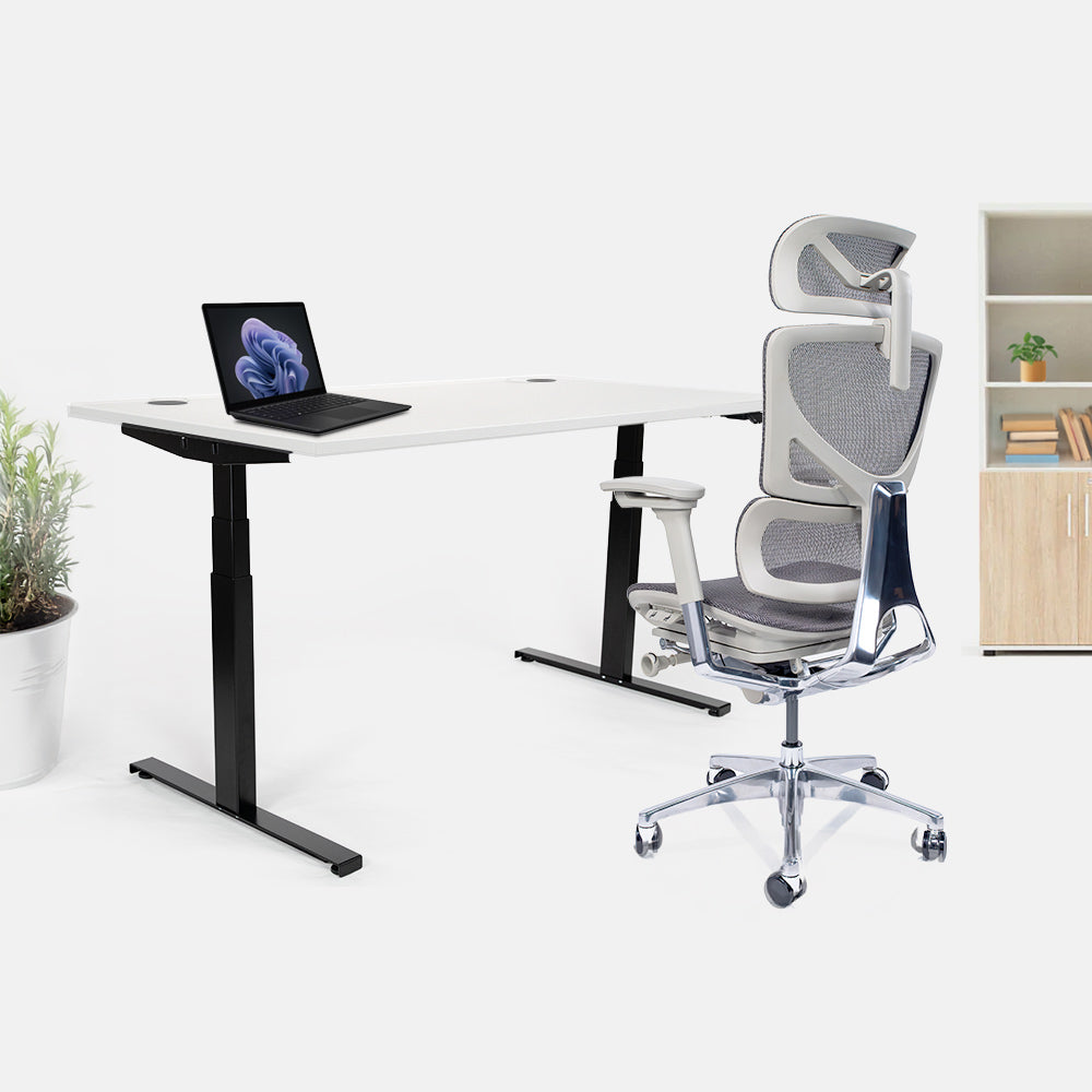 Ергономичен стол Ergo Pro Ultra (Цвят): Сив | Височинно регулируемо бюро Ergo Desk Ultra (Цвят на основата): Черен | Цвят на плота: Бял шагрен