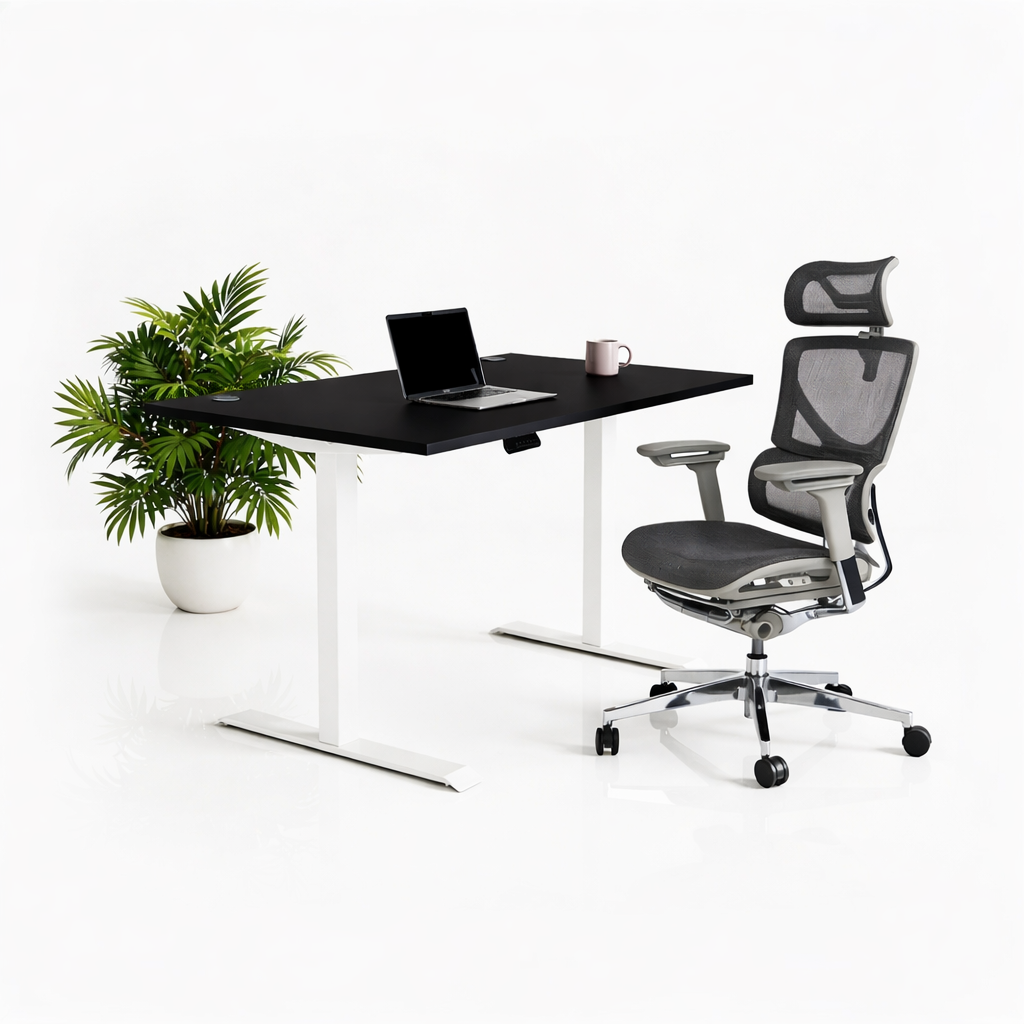 Ергономичен стол ErgoPro Ultra (Цвят): Сив | Височинно регулируемо бюро Ergo Desk Pro (Цвят на основата): Бял | Цвят на плота: Черен