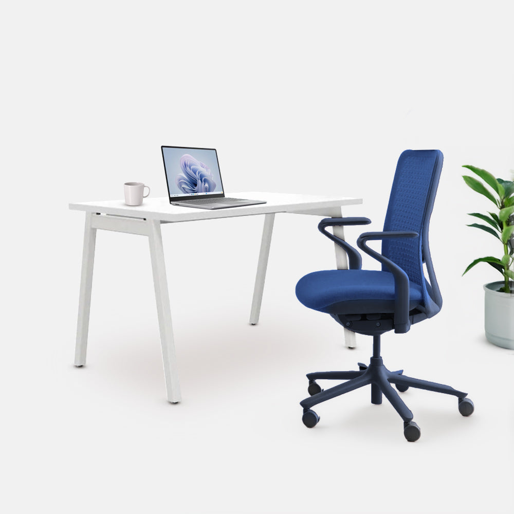 Ергономичен стол Sereni (Цвят): Кобалт | Цвят на облегалка: Без STUDIO бюро от ChairPro (Цвят): Бял + Бяло