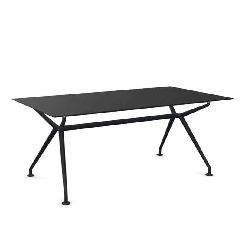Конферентна маса W-Table