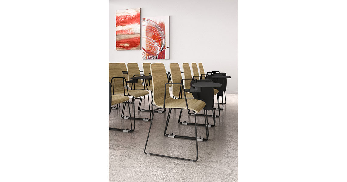 Конферентен стол Zerosedici Wood с подлакътници, черна основа шейна